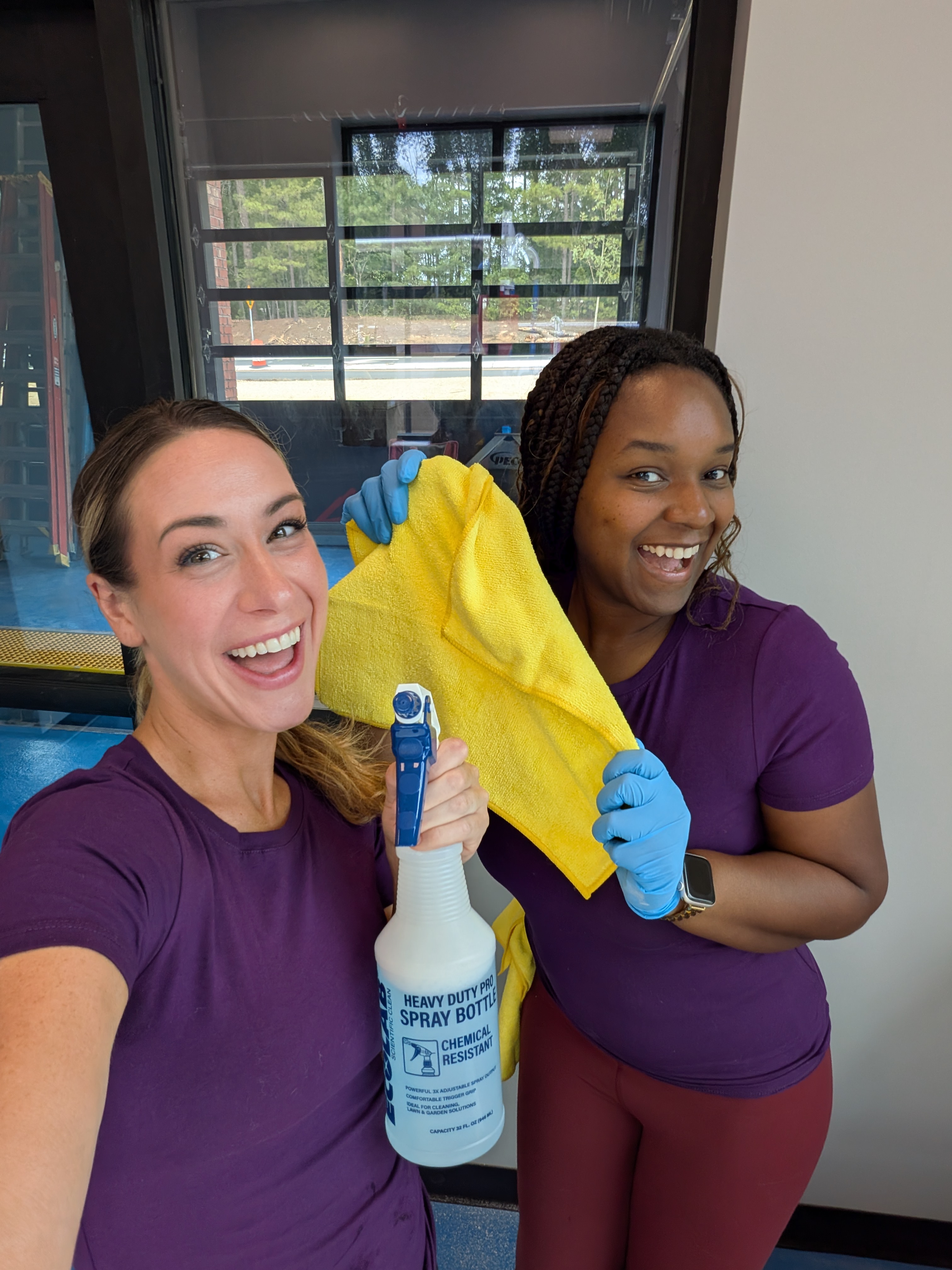 Final Glow Cleaning team members Raye and Keyvia